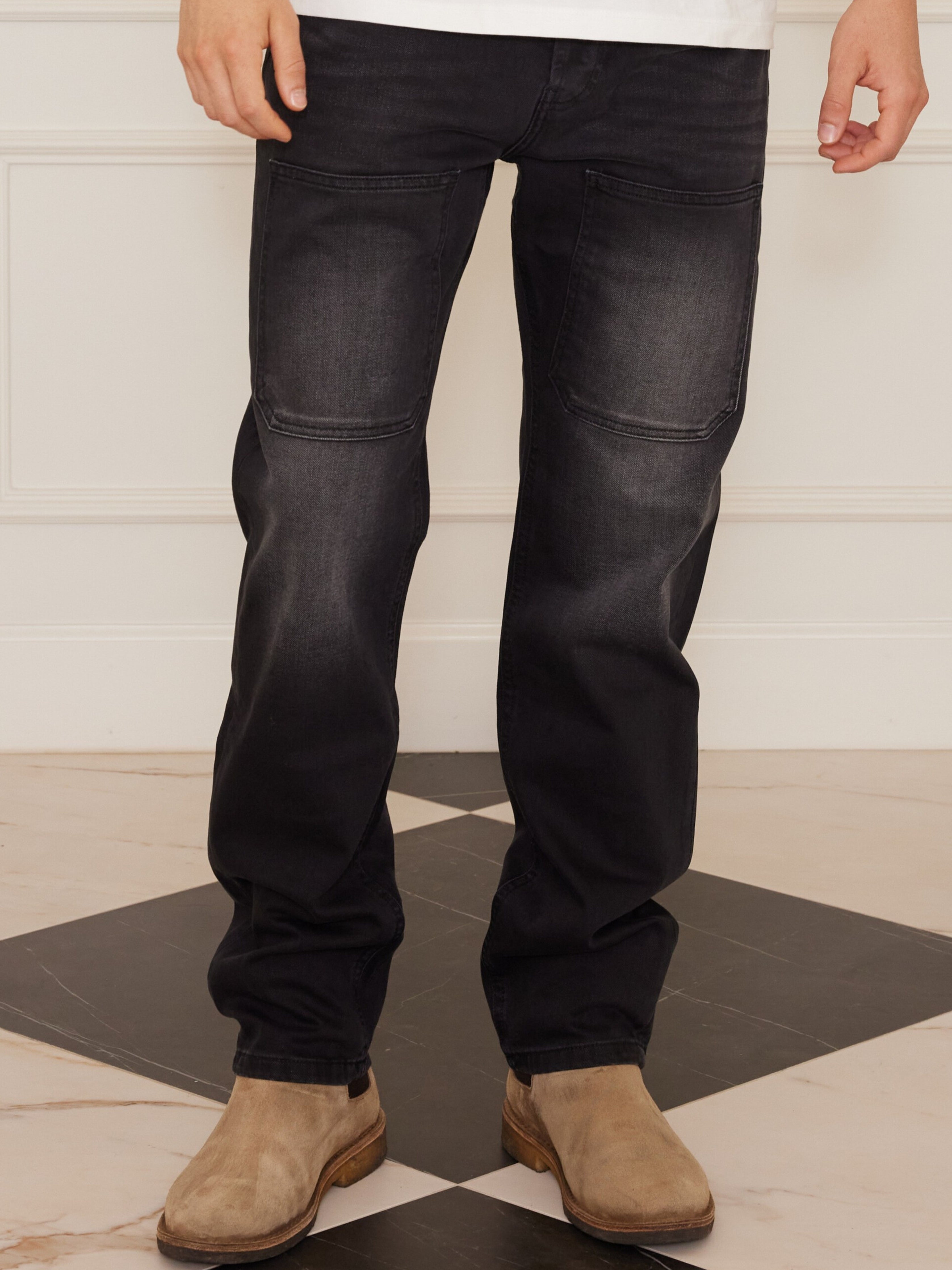 Straight Leg Patch Denim – Charcoal Fade