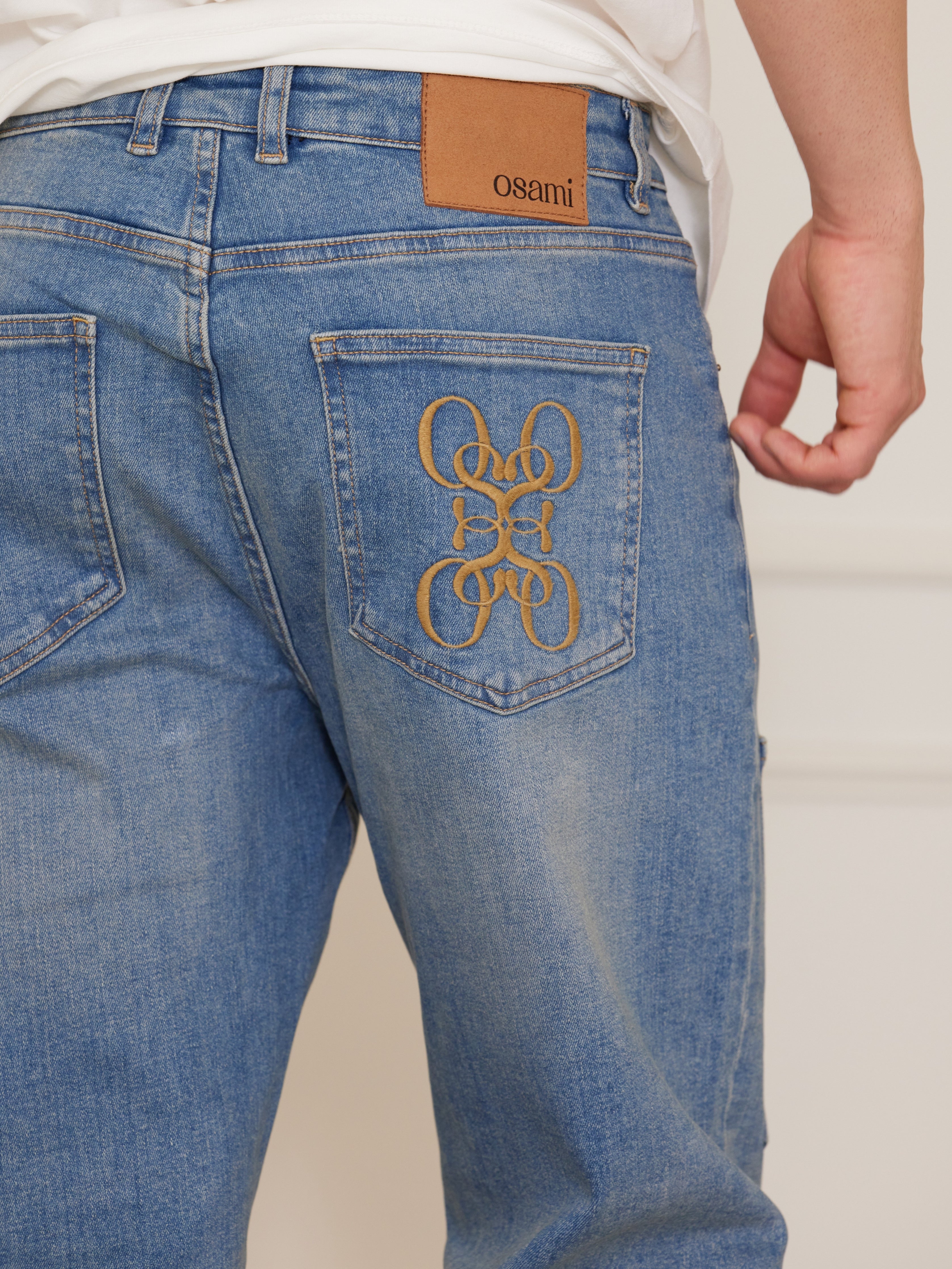 Straight Leg Patch Denim – Light Blue Wash